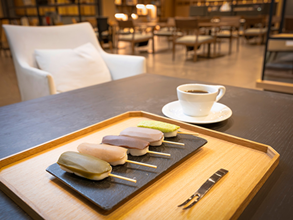 東京ミッドタウン日比谷「LEXUS MEETS」・急速充電中に味わえる